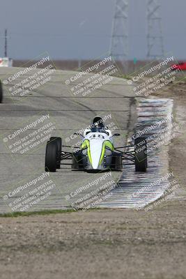 media/Feb-24-2024-CalClub SCCA (Sat) [[de4c0b3948]]/Group 3/Race (Outside Grapevine)/